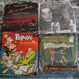 4 45s Vinyl Record Collection - Frank Sinatra, Popeye, Mary Poppins